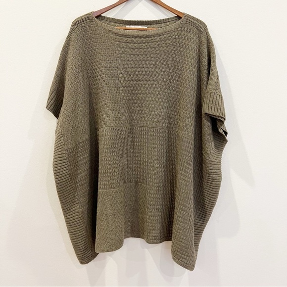 Loft Womens Sleeveless Pullover Poncho OS Green Textured Boho Neutral Relaxed - Picture 1 of 9